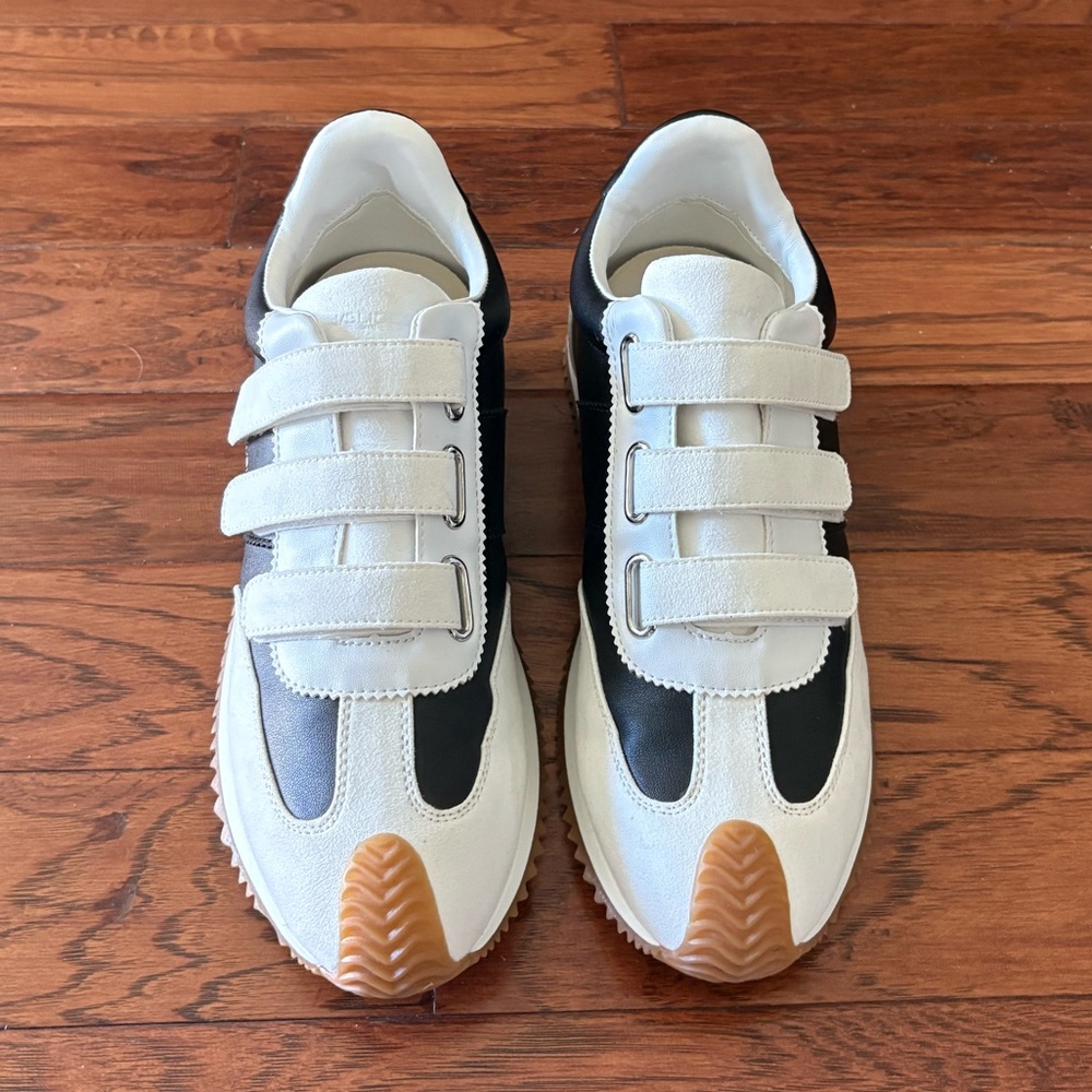 J/Slides Lyla Women’s Sneakers - Picture 5 of 9